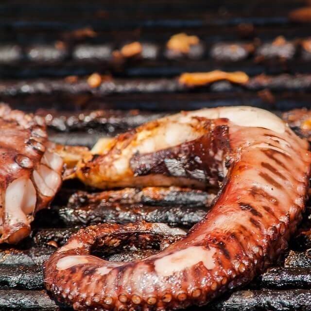 Tapas con madera, humo y fuego Tapas con madera, humo y fuego