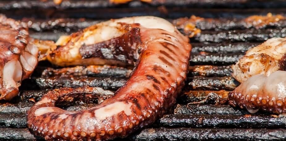 Tapas con madera, humo y fuego