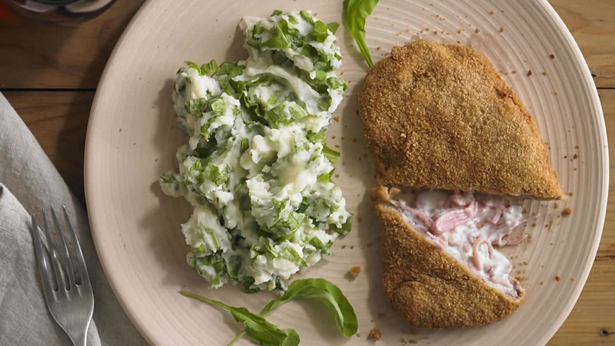 Milanesa rellena con puré de rúcula