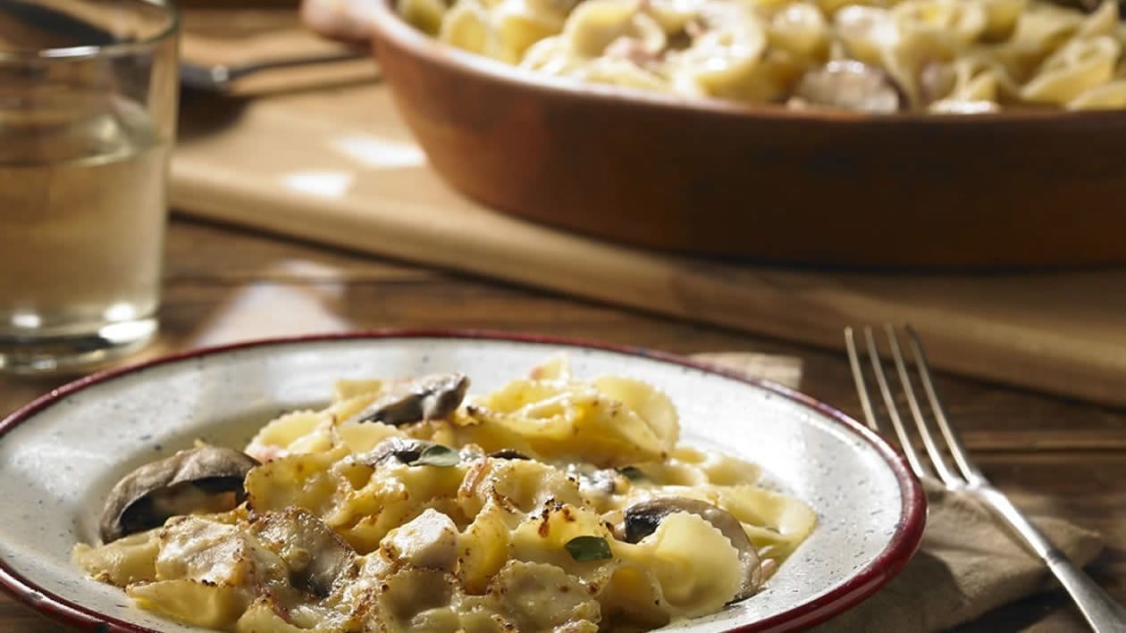 Moños gratinados con salsa parisienne