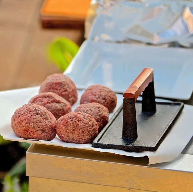 Todo sobre la ‘smash’, el tipo de hamburguesas que gana seguidores en el mundo