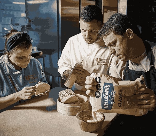 Organización eficiente: qué tareas delegar y cuáles controlar en tu restaurante 