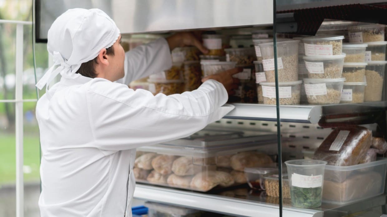 cómo usar tomate deshidratado, cómo preparar tomate deshidratado, cocinar con tomate deshidratado, tomate deshidratado, salsa de tomate, almacenamiento, almacenaje, despensa, almacén, control de stock