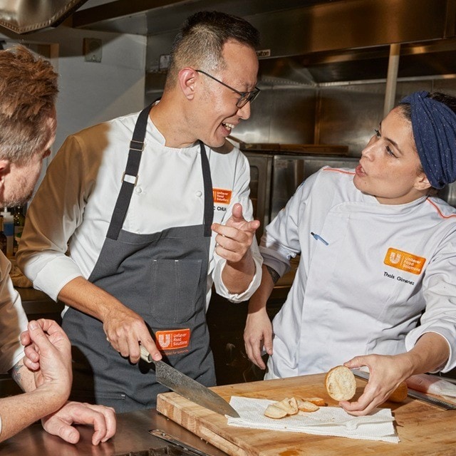 Cómo reducir la rotación de personal en cocina con turnos justos y mejor clima laboral 