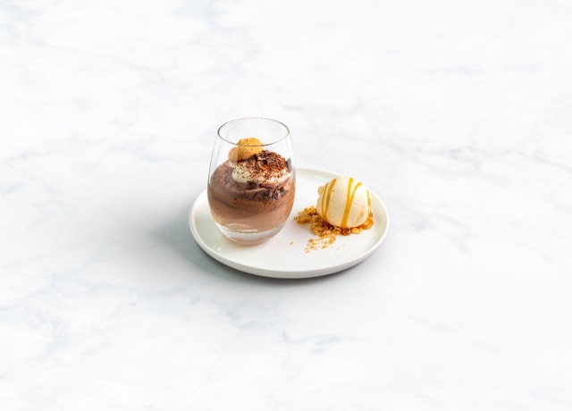 postres con mousse de chocolate, mousse de chocolate, mousse, carte d’or, carte dor, postre, dulce, café